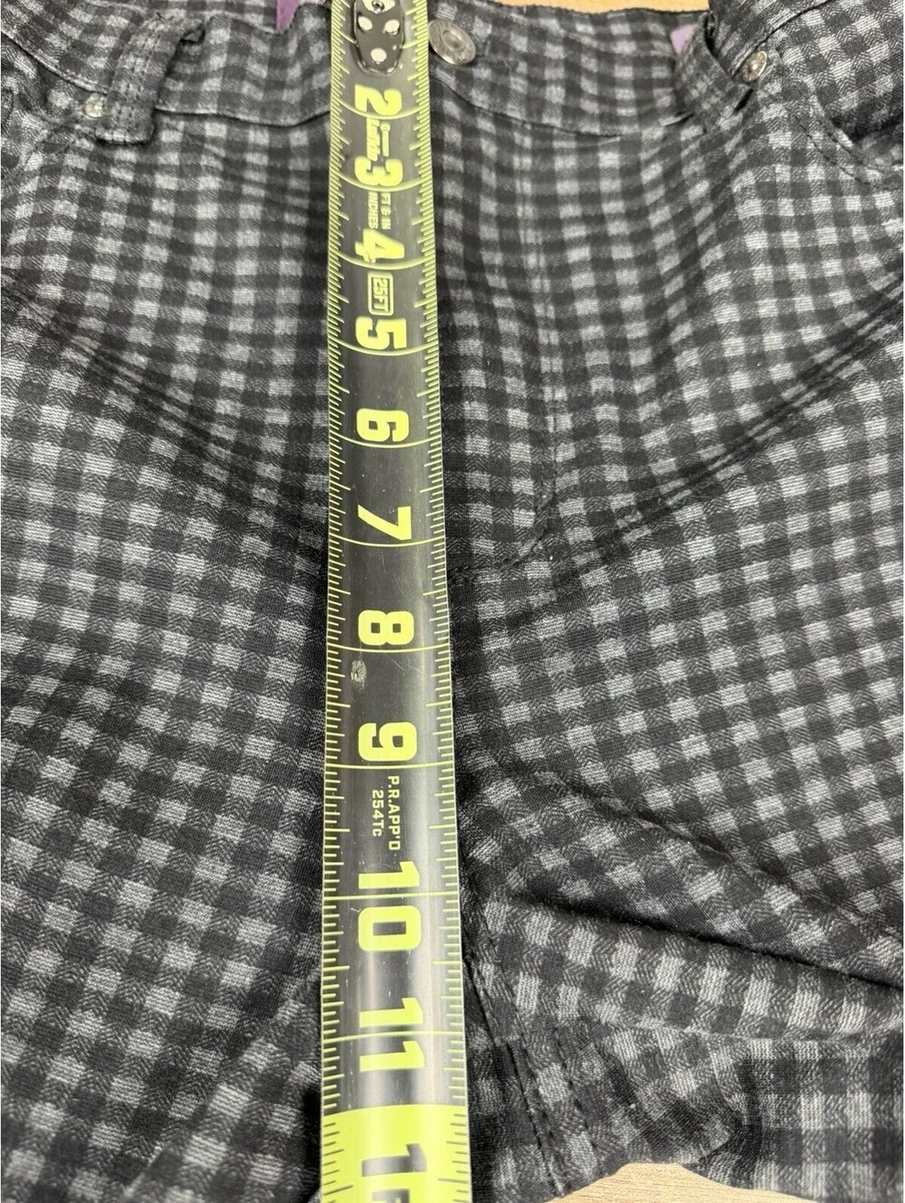 Plaid Gingham Check Gloria Vanderbilt Amanda Jeans / Pants Size 10 Black & Gray